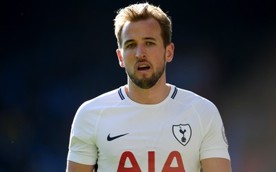 雷速电竞精华-乌克兰队更衣室赛后总结长达一小时